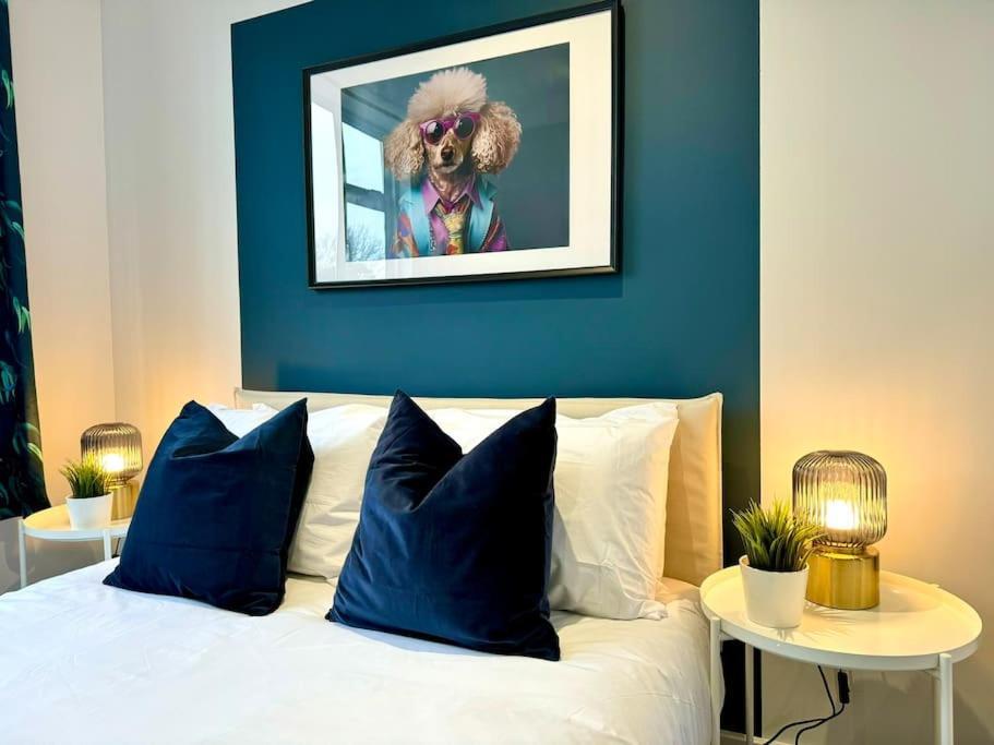 Bournemouth Getaway: 3Br Apartment Near Beach Kültér fotó