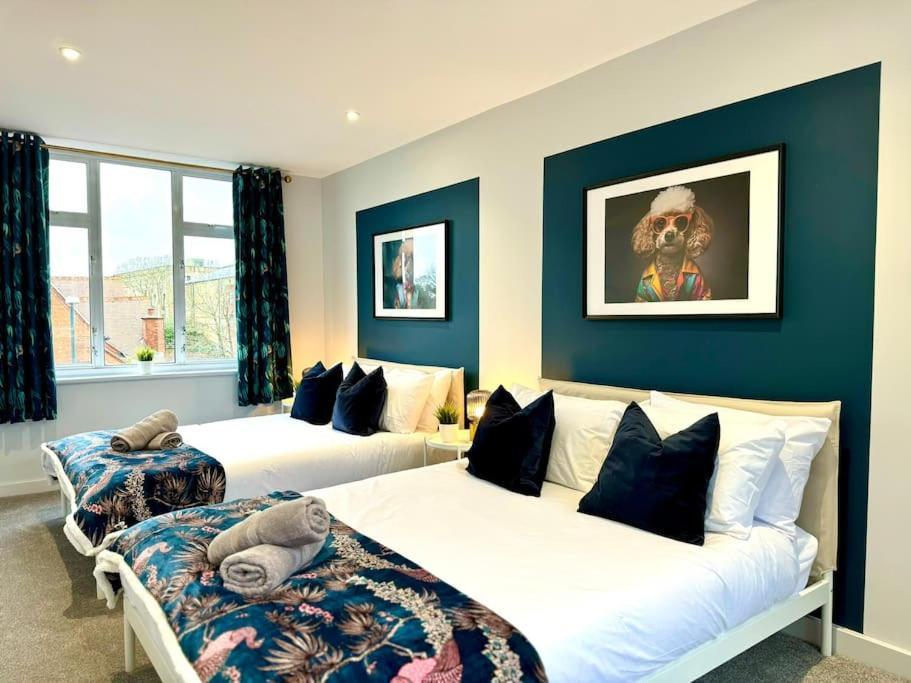 Bournemouth Getaway: 3Br Apartment Near Beach Kültér fotó